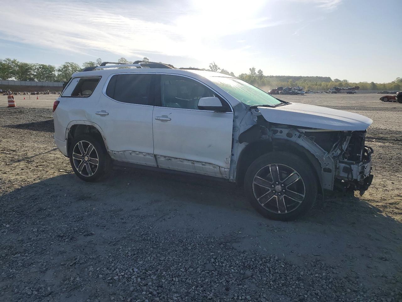 2019 GMC ACADIA DENALI photo 7