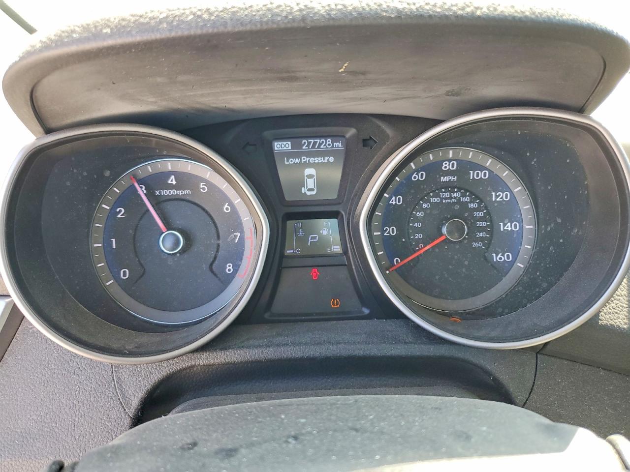 2017 HYUNDAI ELANTRA GT BASE photo 25