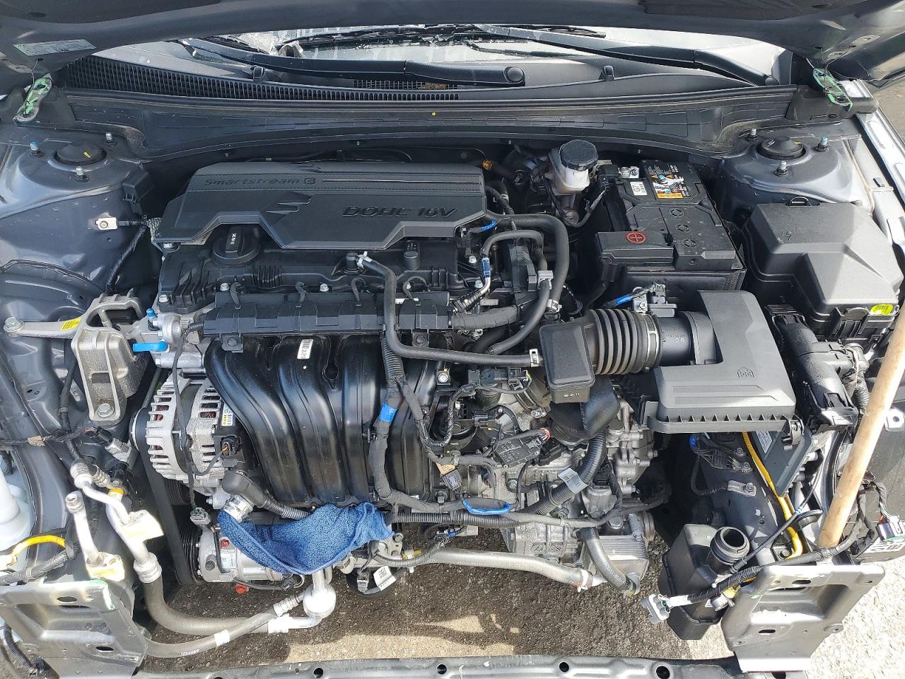 2025 HYUNDAI ELANTRA SE photo 31