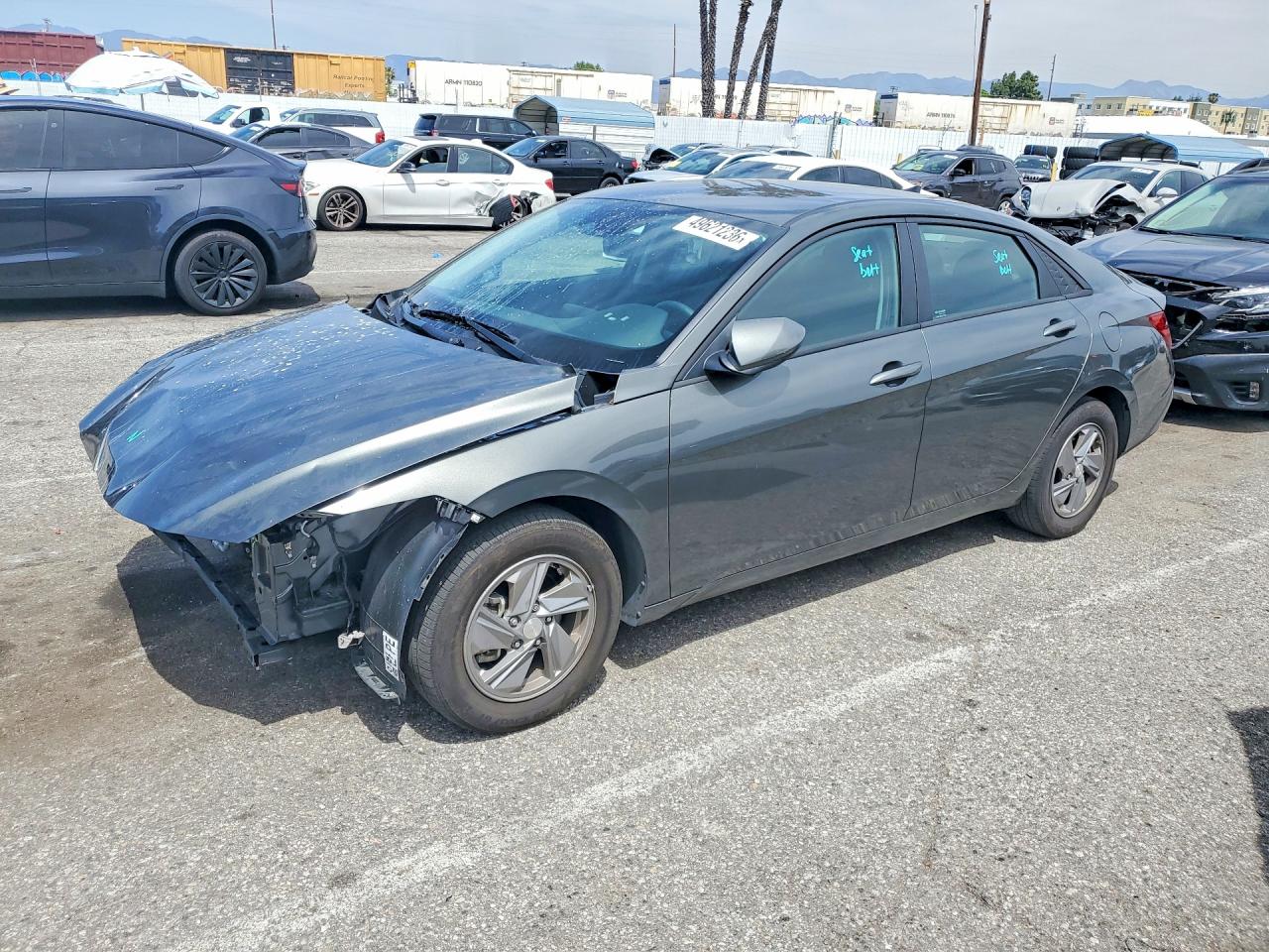 2025 HYUNDAI ELANTRA