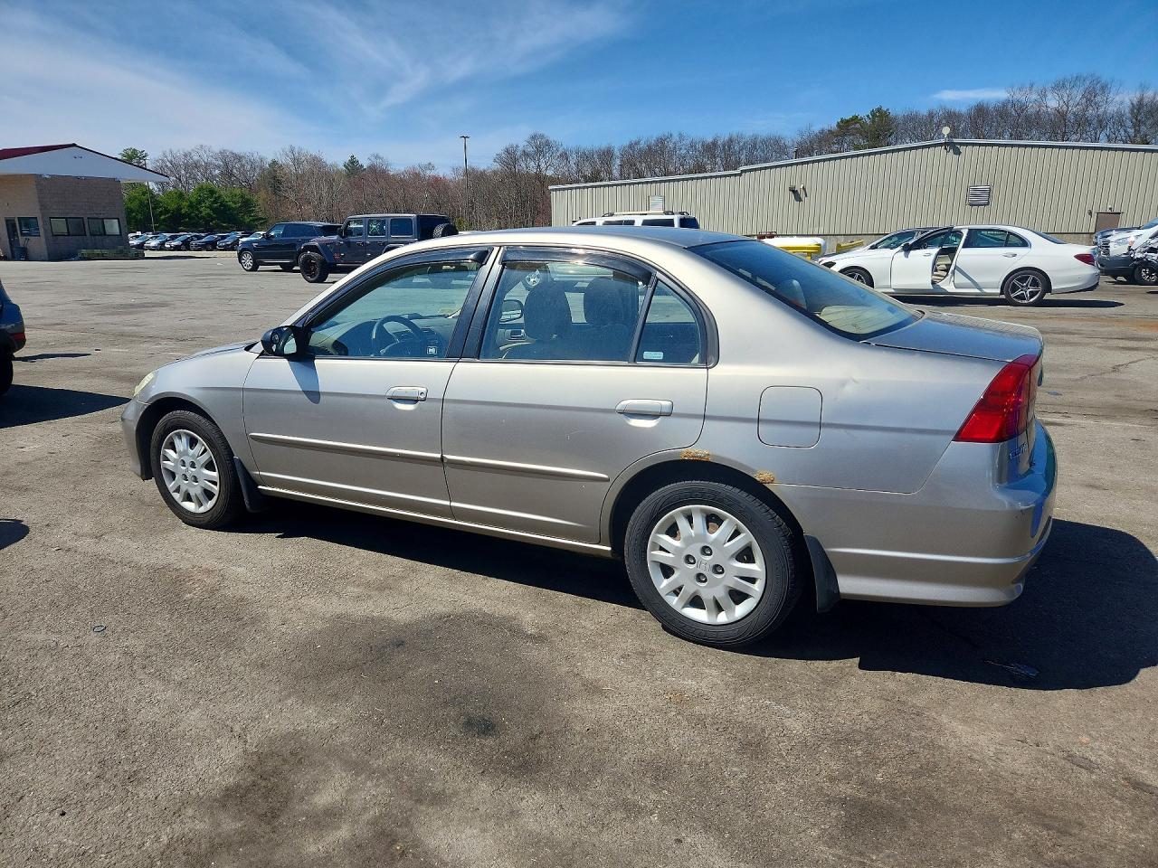 2004 HONDA CIVIC LX photo 2