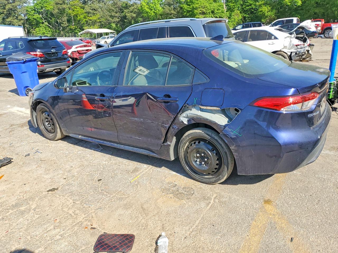 2020 TOYOTA COROLLA LE photo 3