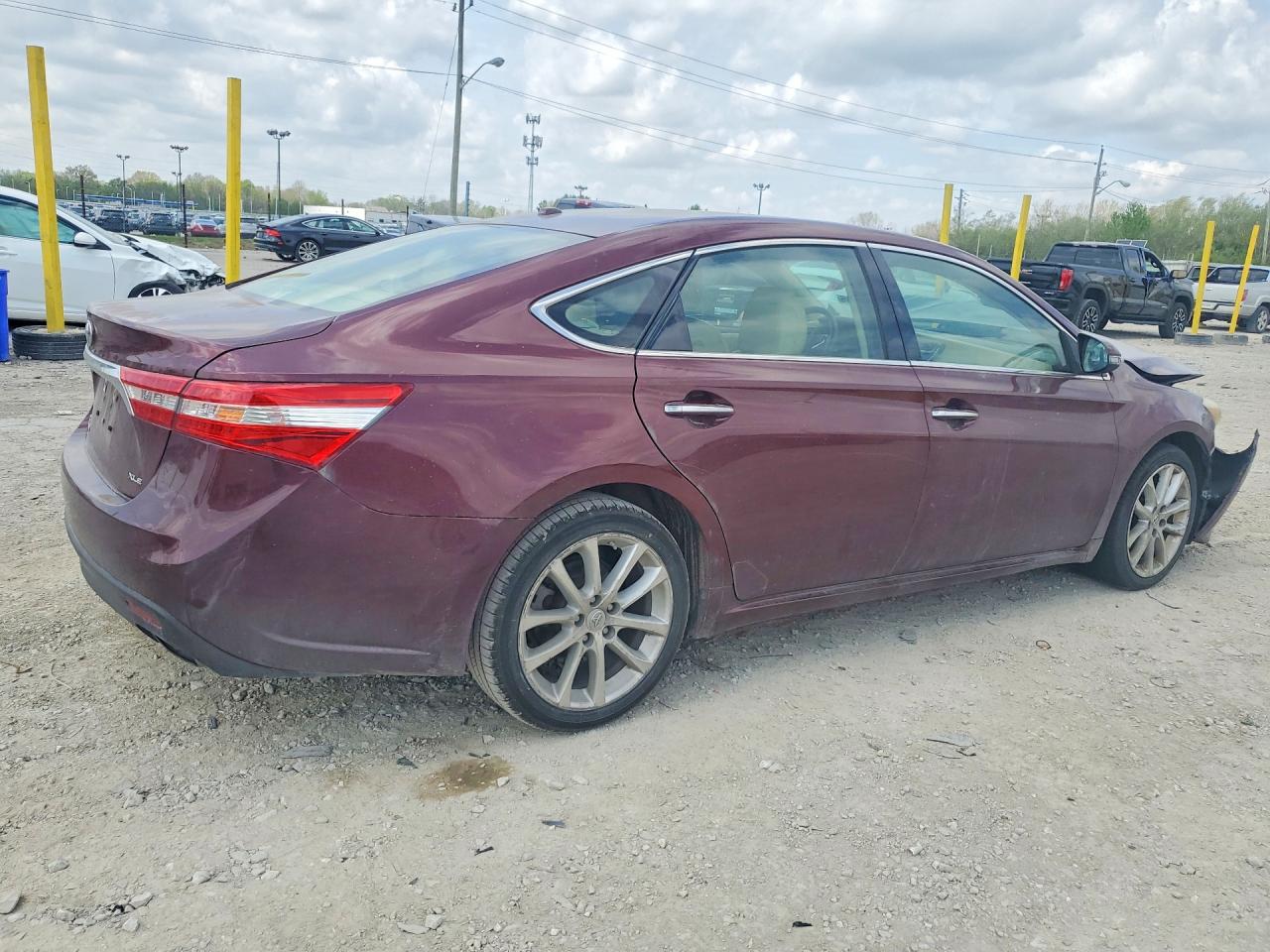 2013 TOYOTA AVALON XLE TOURING photo 5