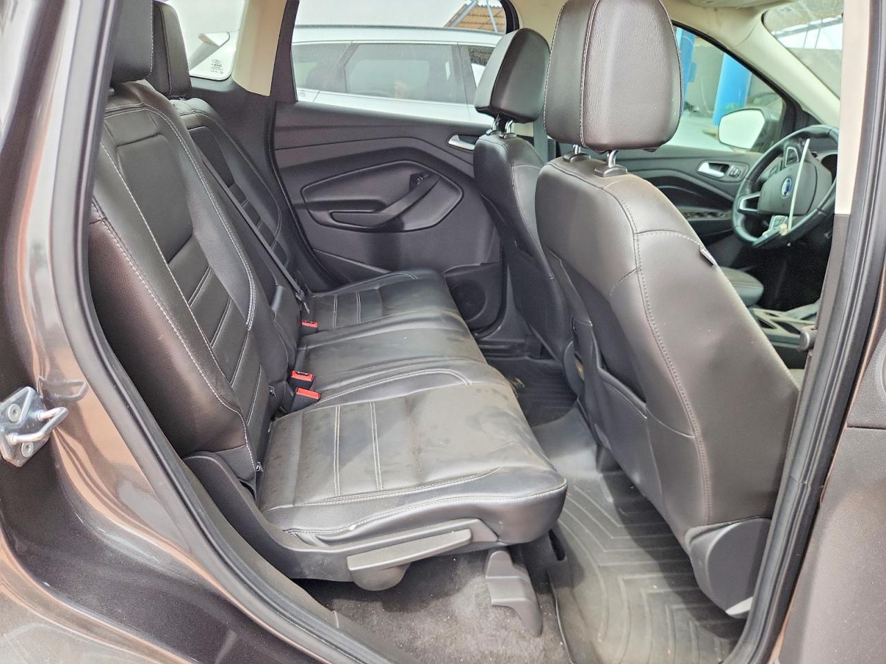 2017 FORD ESCAPE TITANIUM photo 11