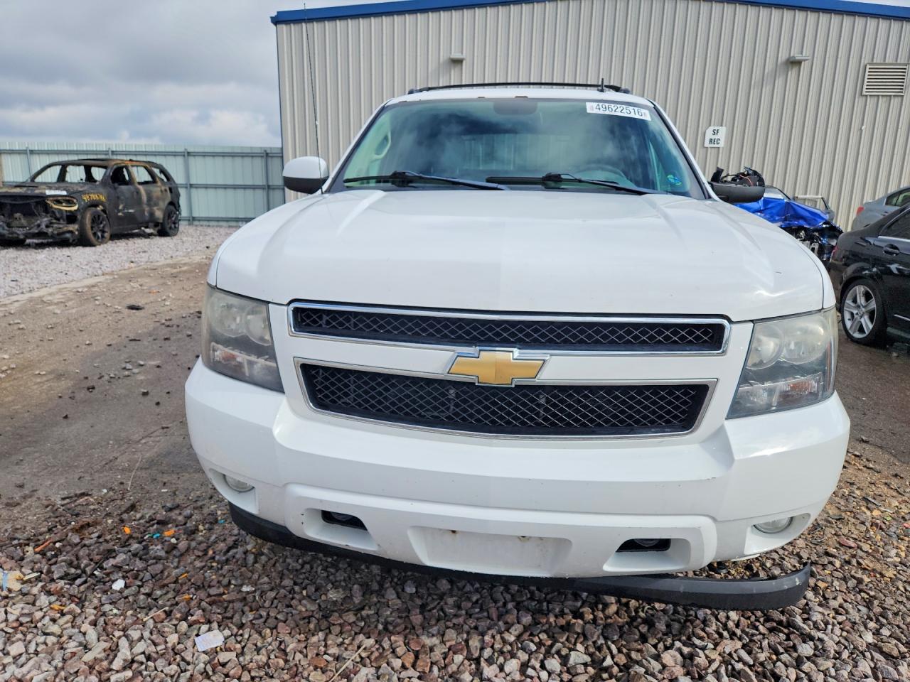 2011 CHEVROLET AVALANCHE LT photo 9
