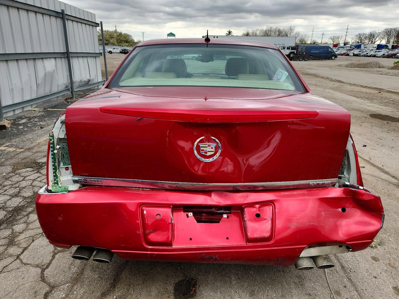2007 CADILLAC DTS photo 16