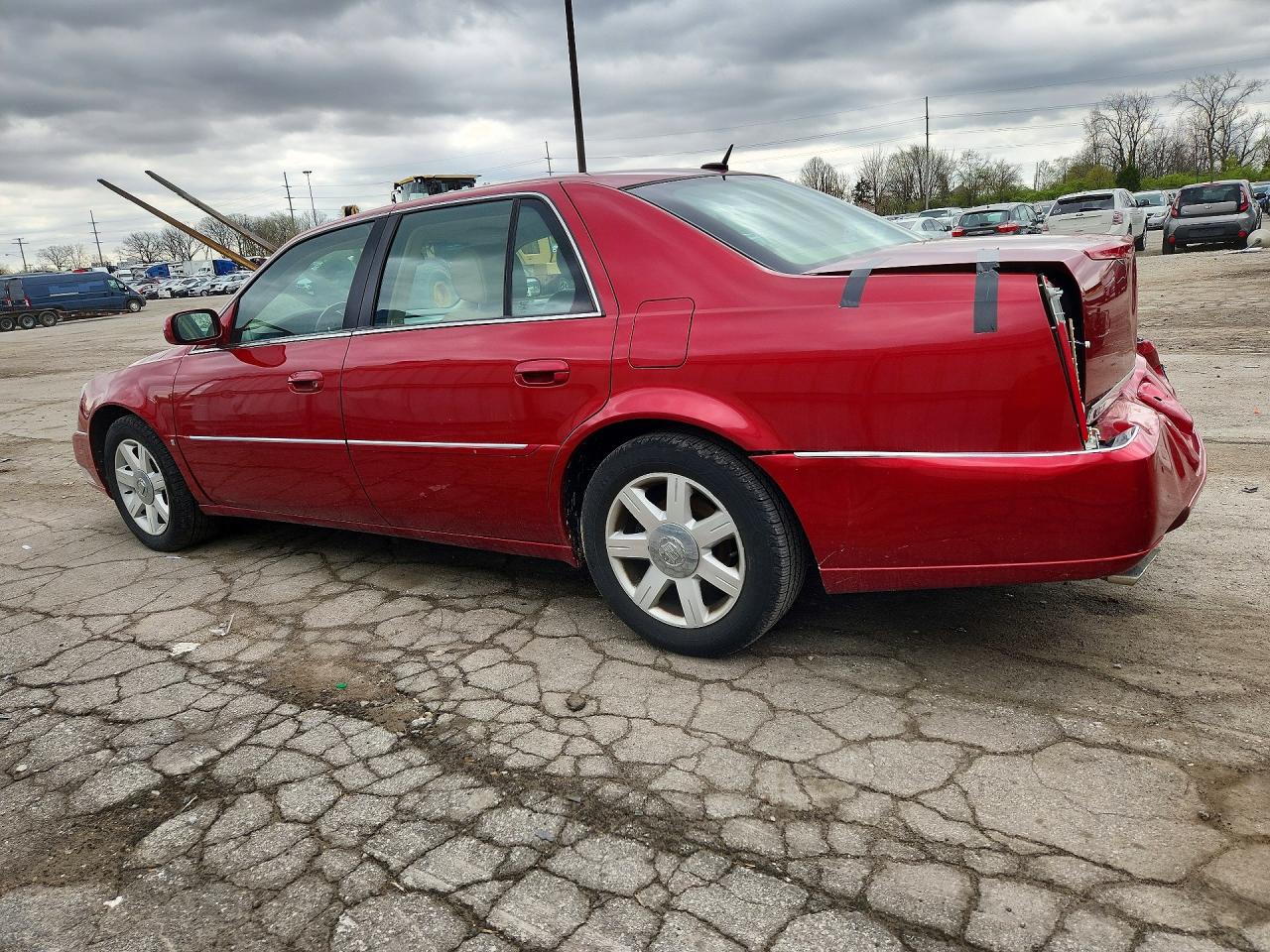 2007 CADILLAC DTS photo 4