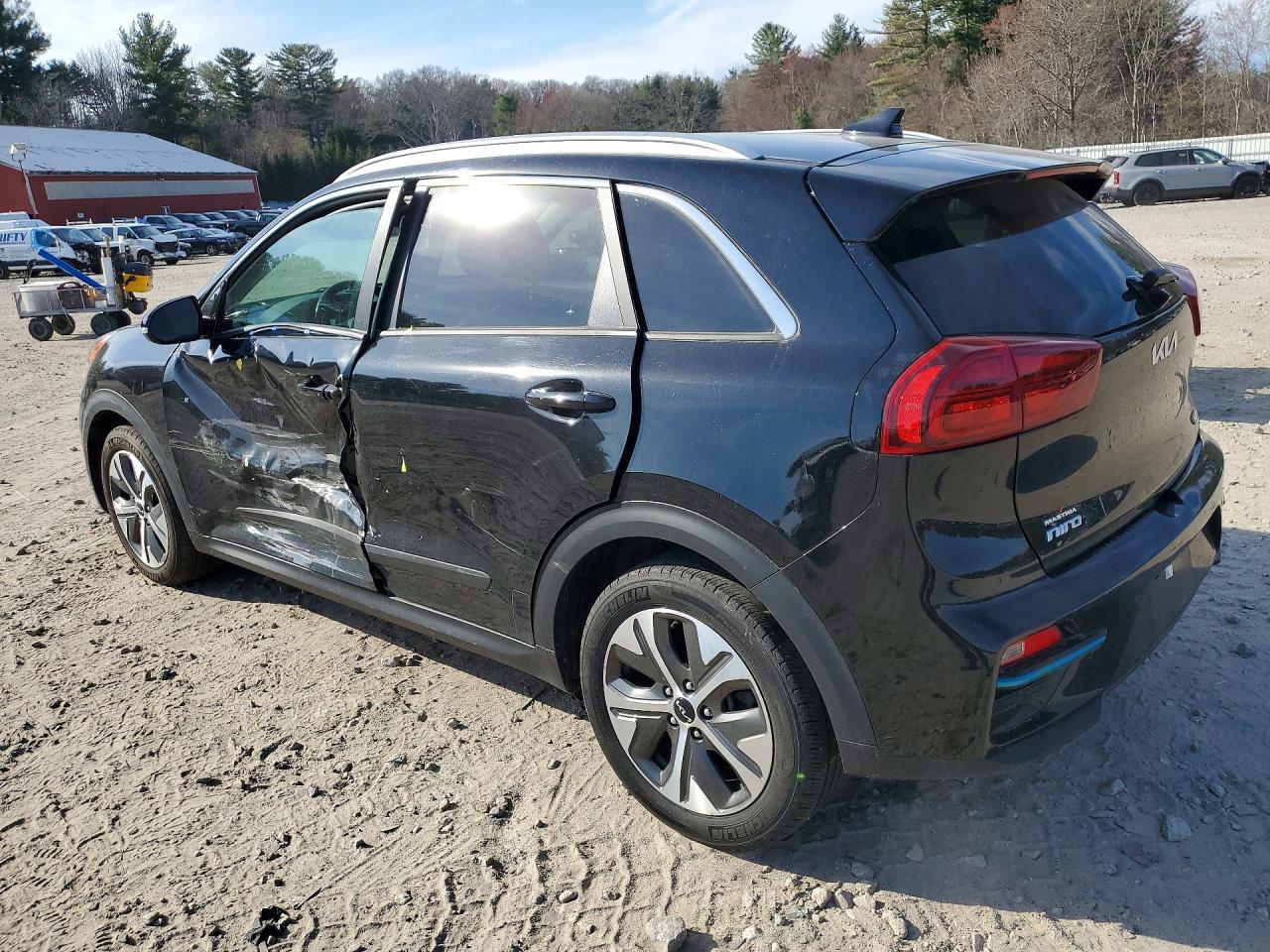 2022 KIA NIRO EX PREMIUM photo 3