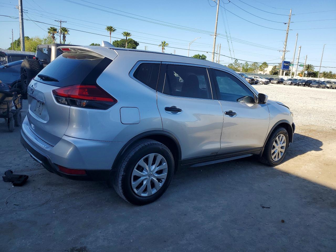 2017 NISSAN ROGUE S photo 7