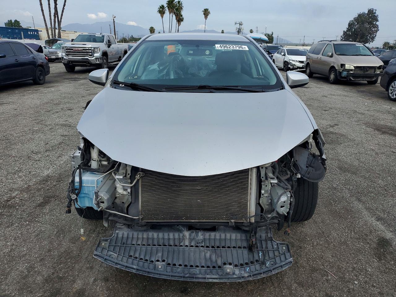 2015 TOYOTA COROLLA LE photo 9