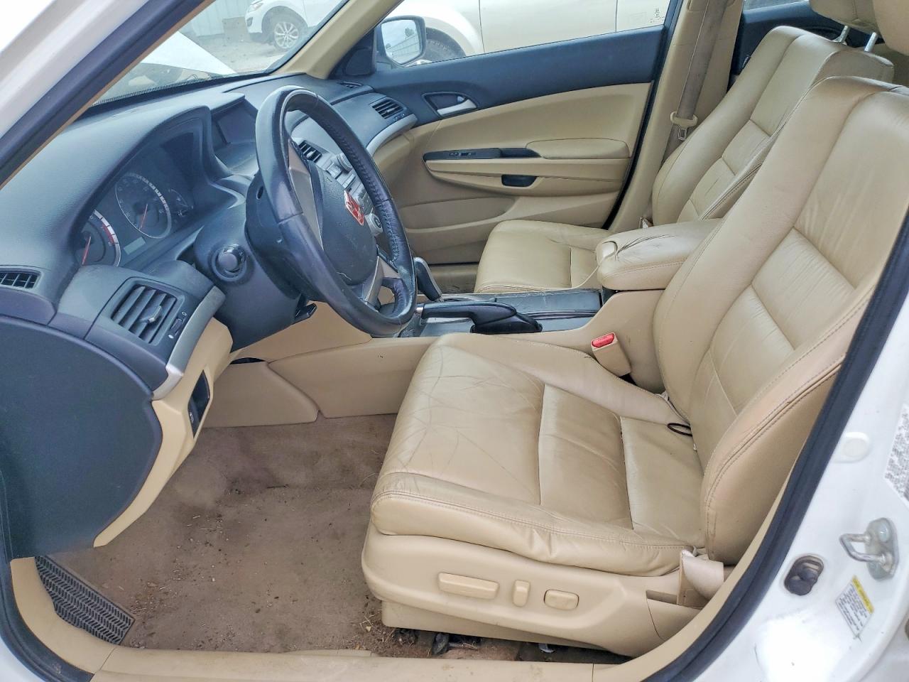 2011 HONDA ACCORD SE photo 13