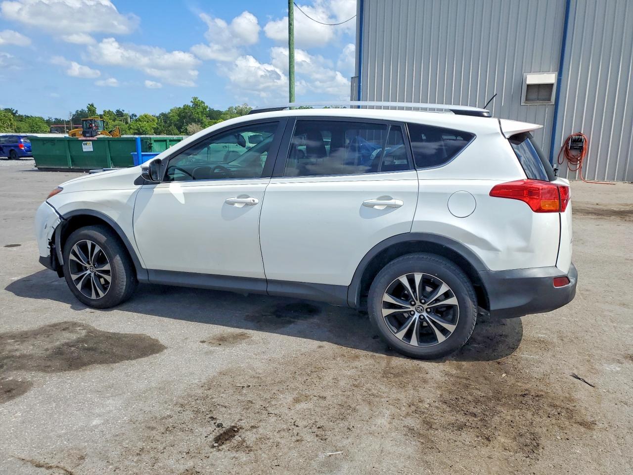 2015 TOYOTA RAV4 LIMITED photo 3