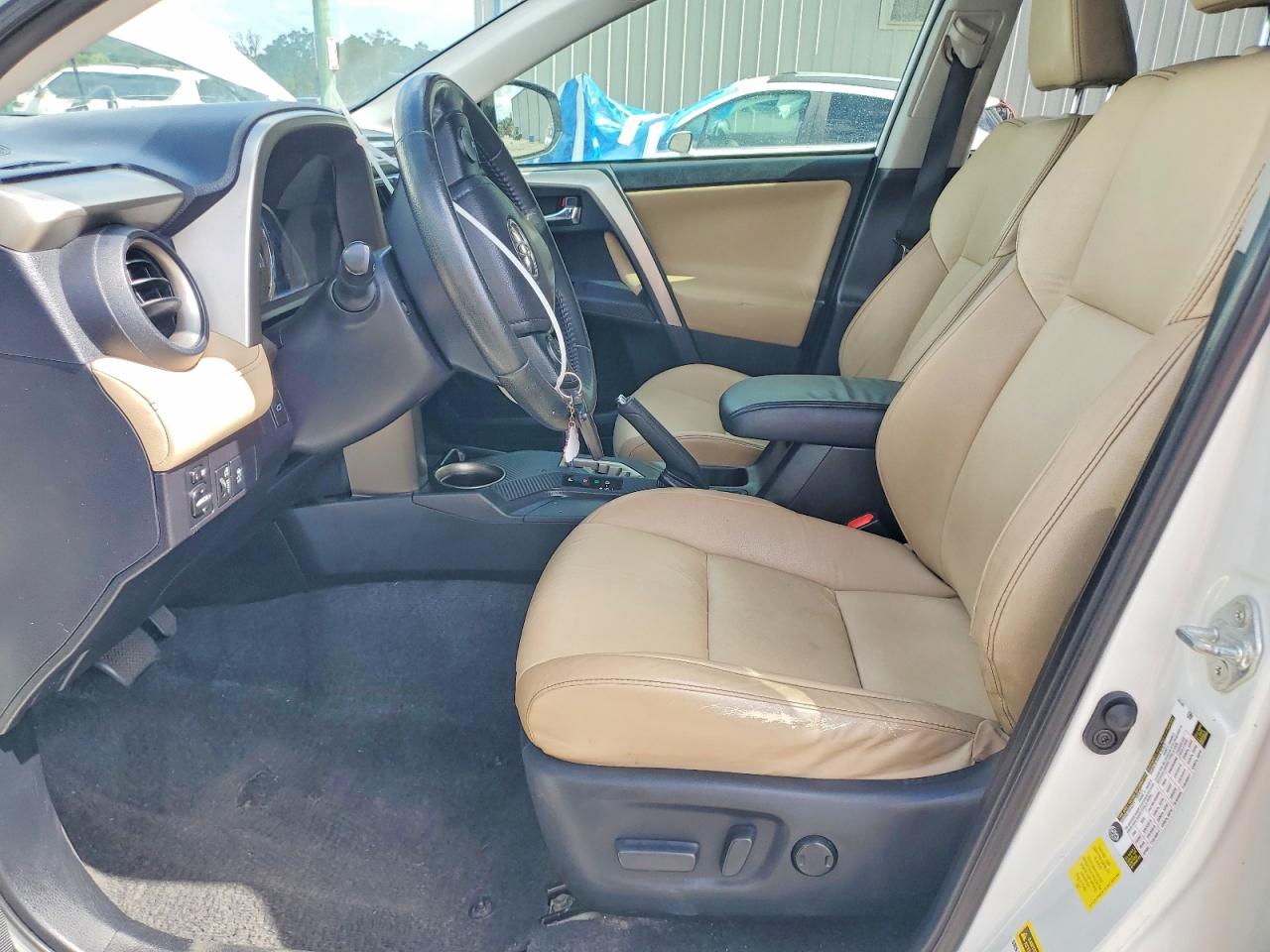2015 TOYOTA RAV4 LIMITED photo 13