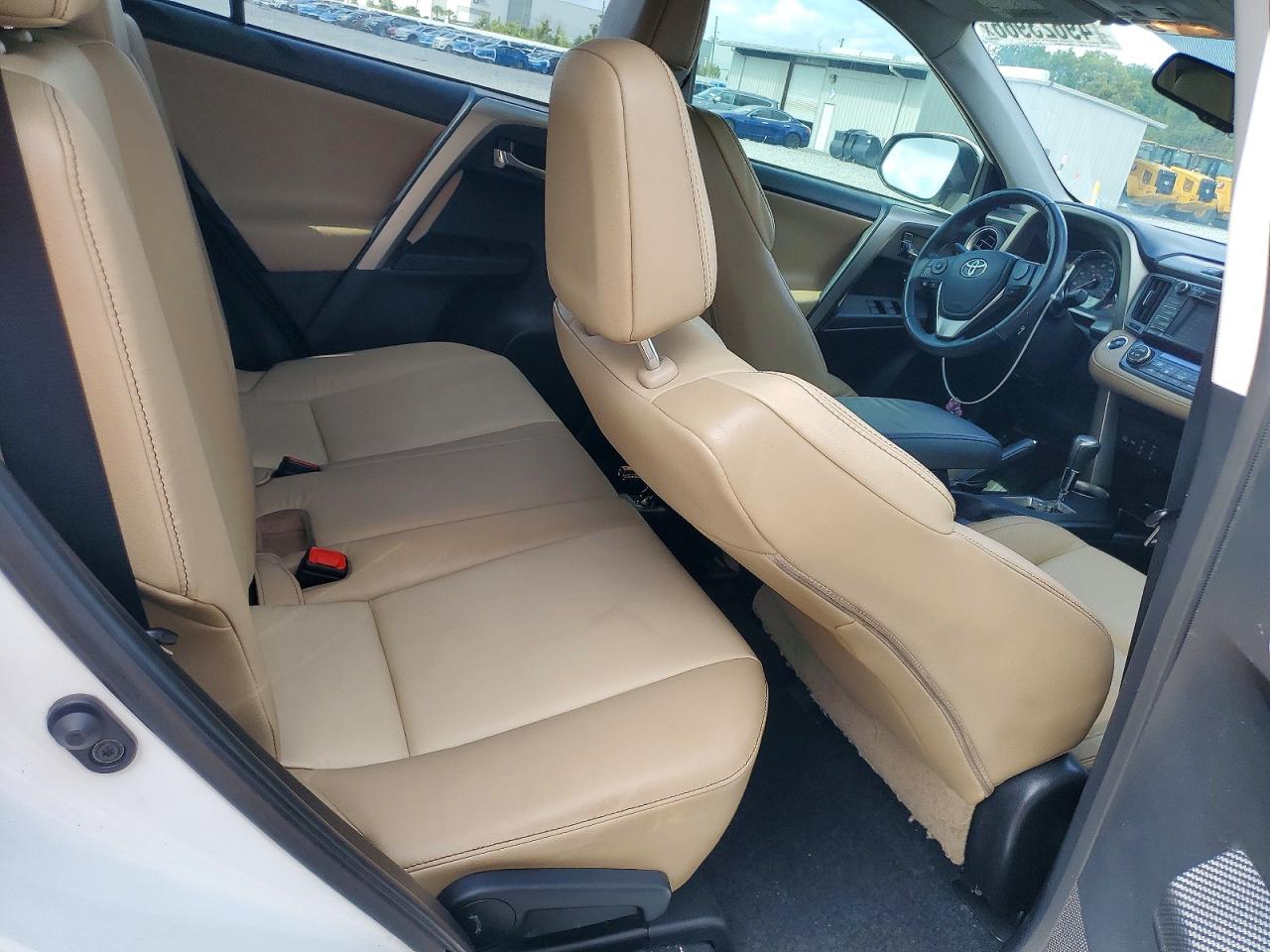 2015 TOYOTA RAV4 LIMITED photo 21