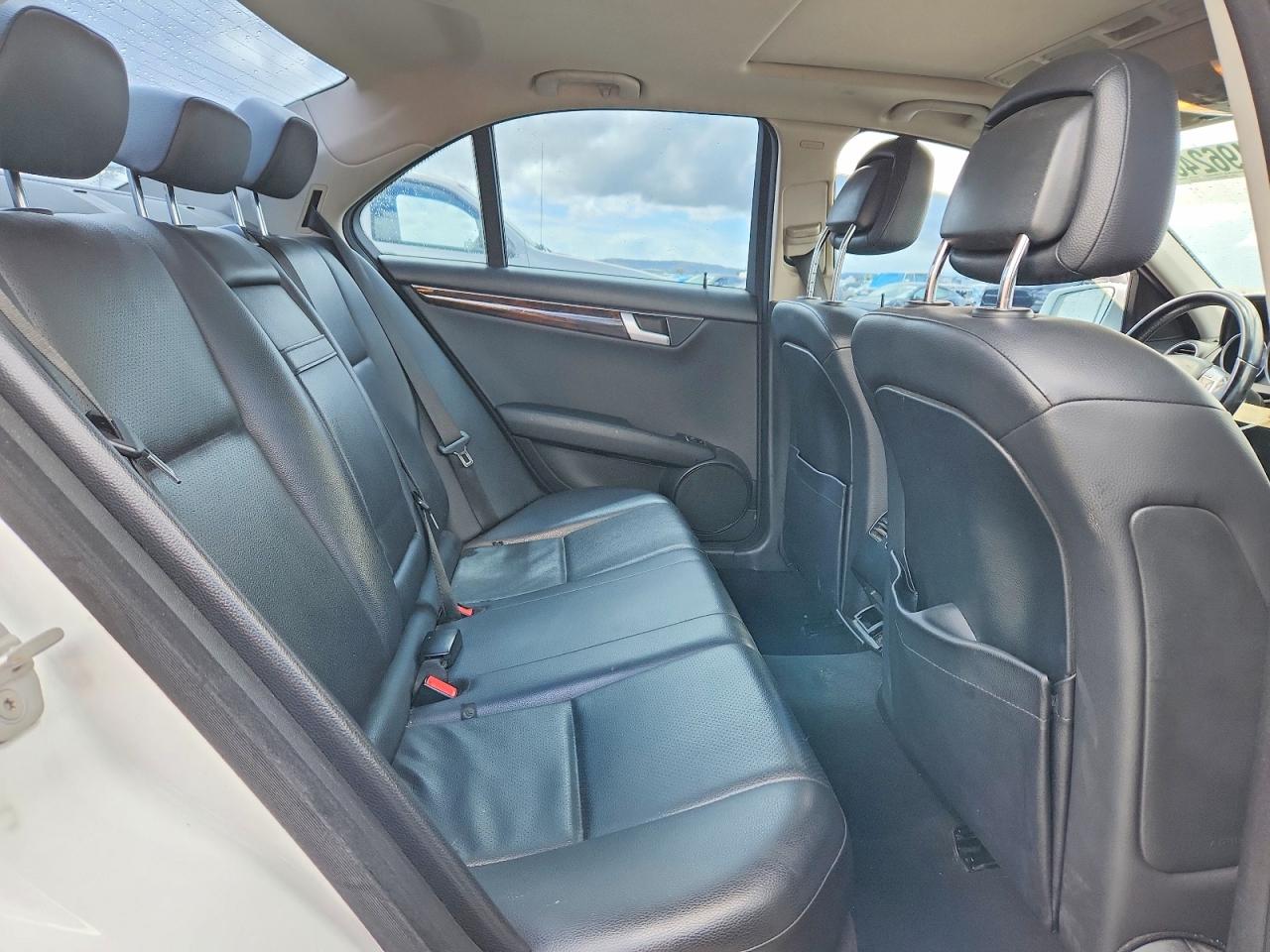 2014 MERCEDES-BENZ C 300 4MATIC photo 19