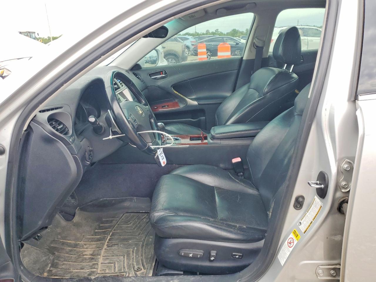 2008 LEXUS IS 250 photo 7