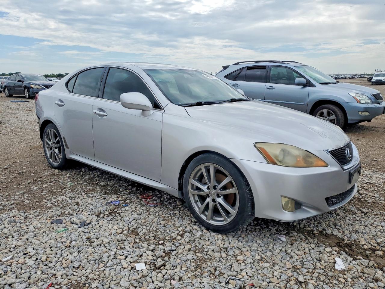 2008 LEXUS IS 250 photo 4