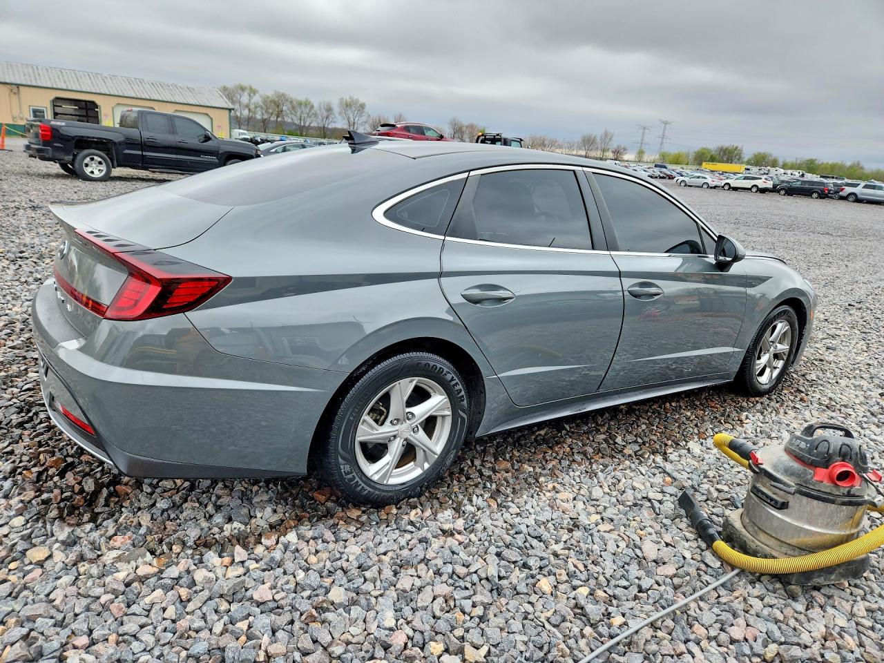 2020 HYUNDAI SONATA SE photo 7