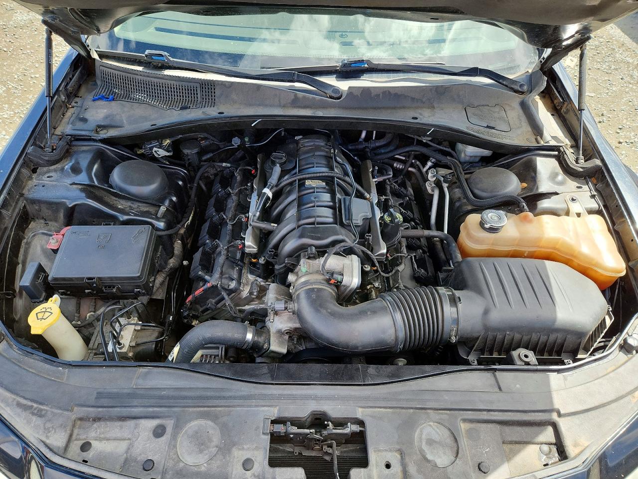 2011 CHRYSLER 300C photo 21