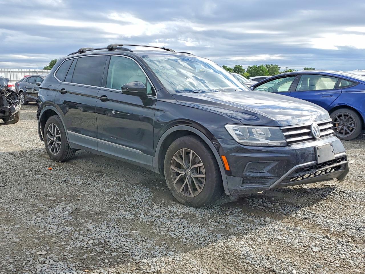 2020 VOLKSWAGEN TIGUAN SE photo 10