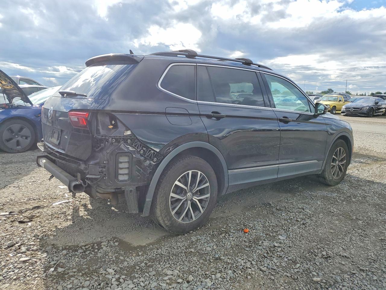 2020 VOLKSWAGEN TIGUAN SE photo 7