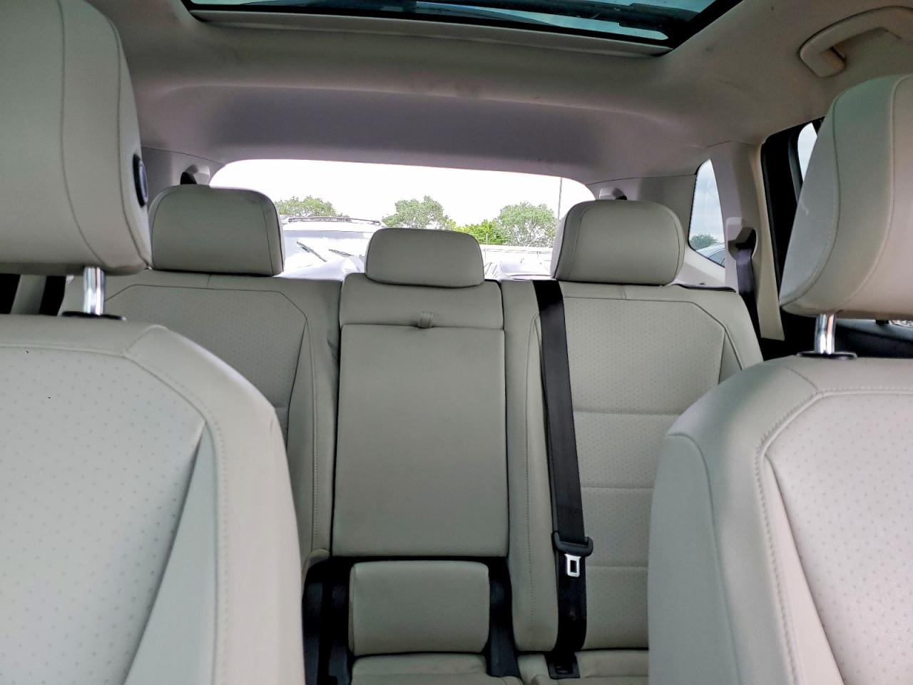 2020 VOLKSWAGEN TIGUAN SE photo 28
