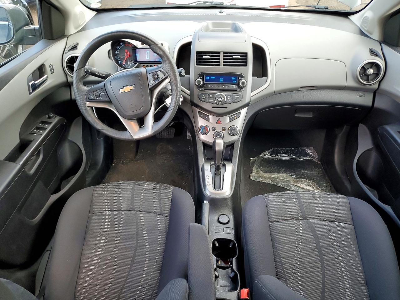2014 CHEVROLET SONIC LT photo 15