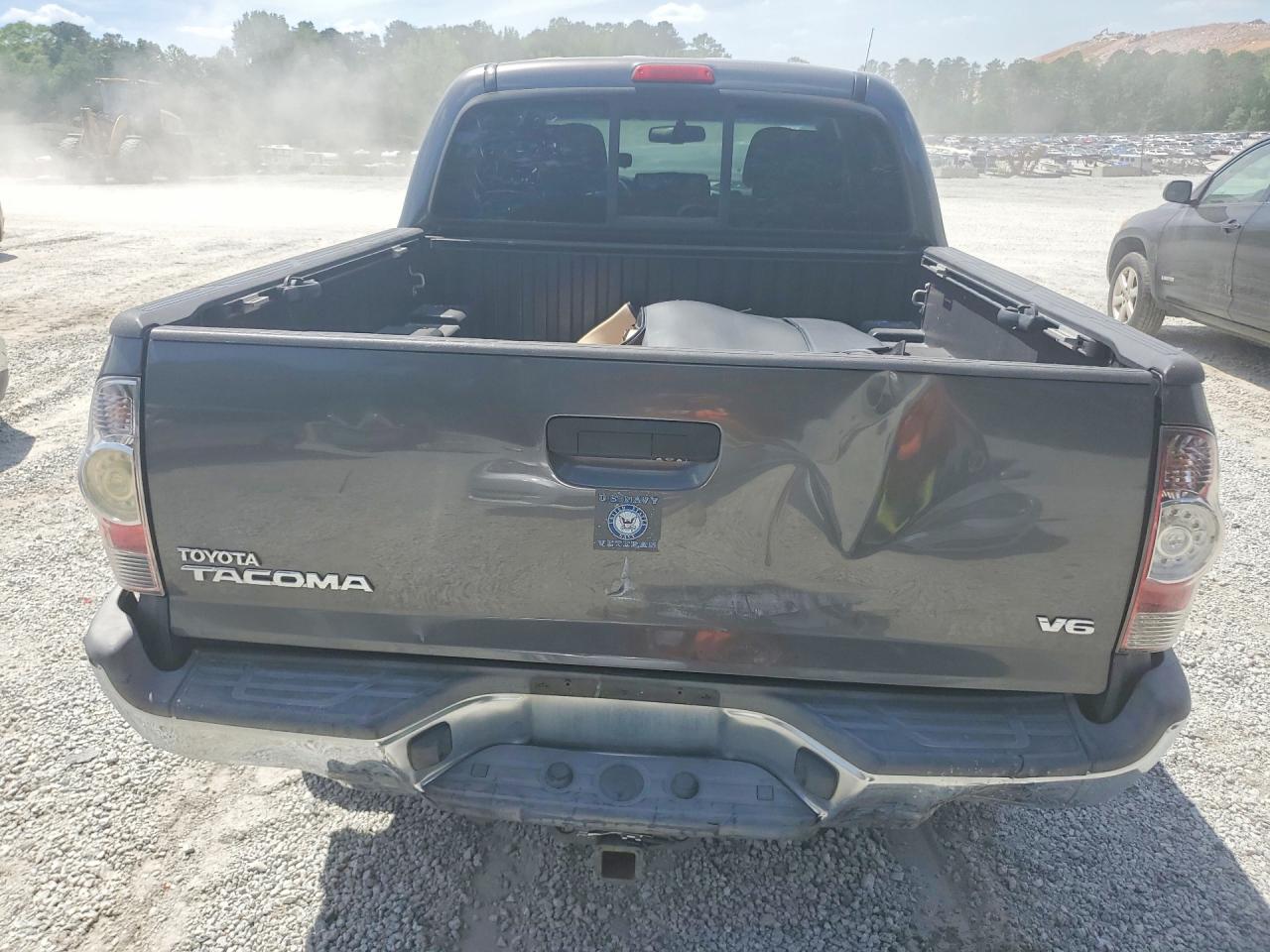 2013 TOYOTA TACOMA DOUBLE CAB photo 11
