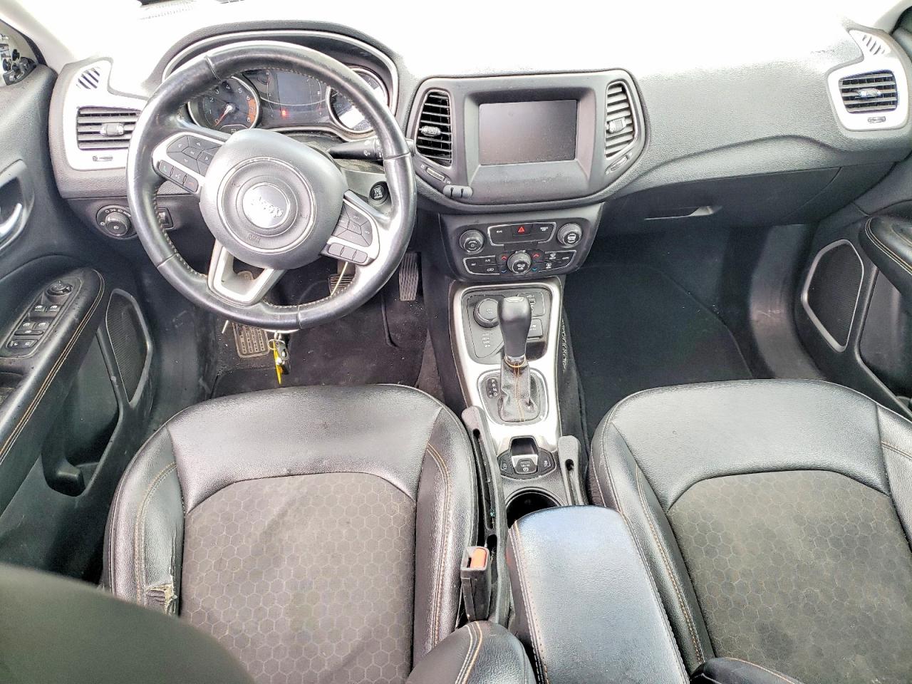 2019 JEEP COMPASS LATITUDE photo 15