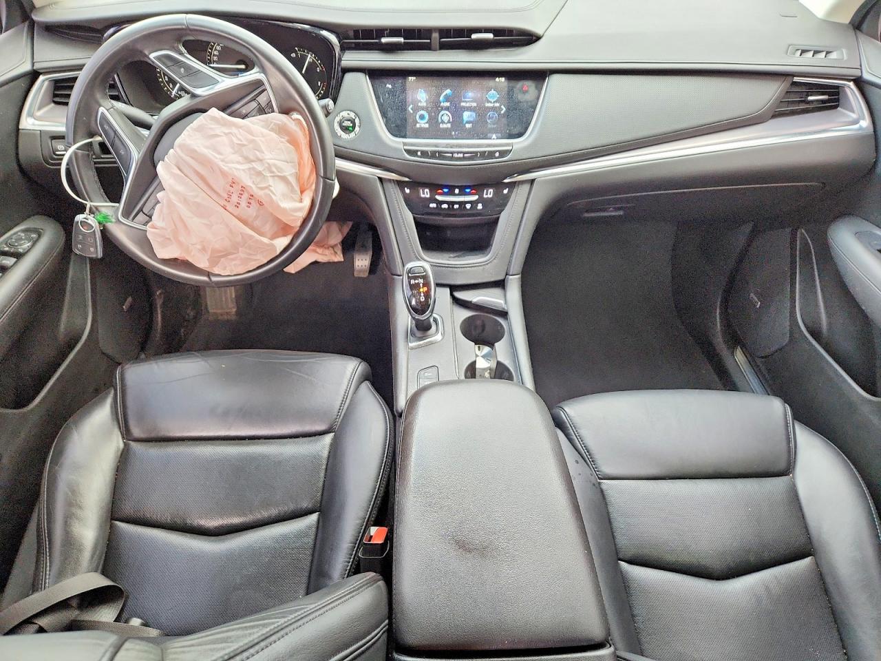 2018 CADILLAC XT5 LUXURY photo 8