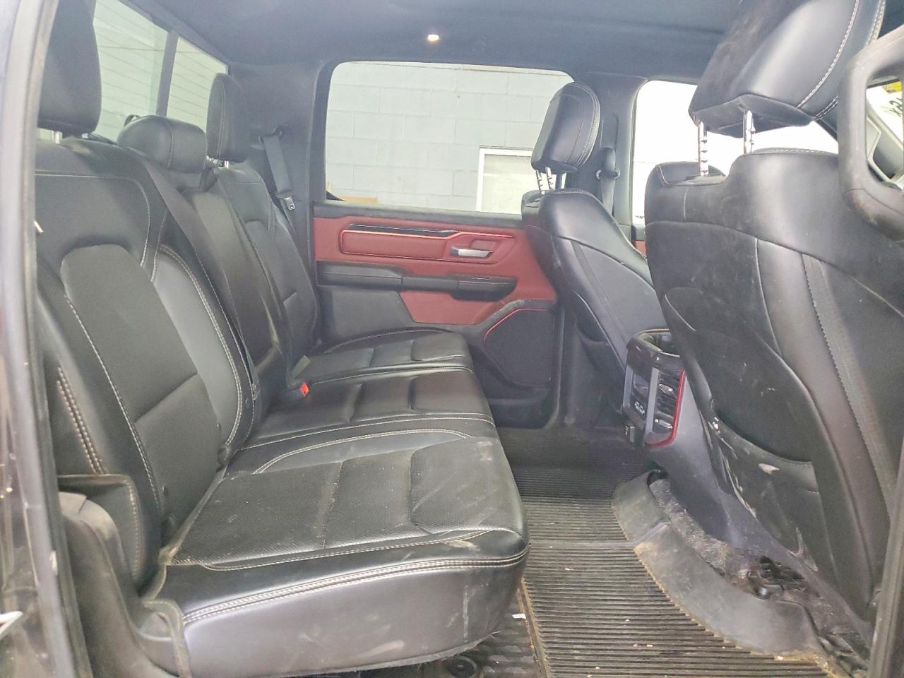 2019 RAM 1500 REBEL photo 28