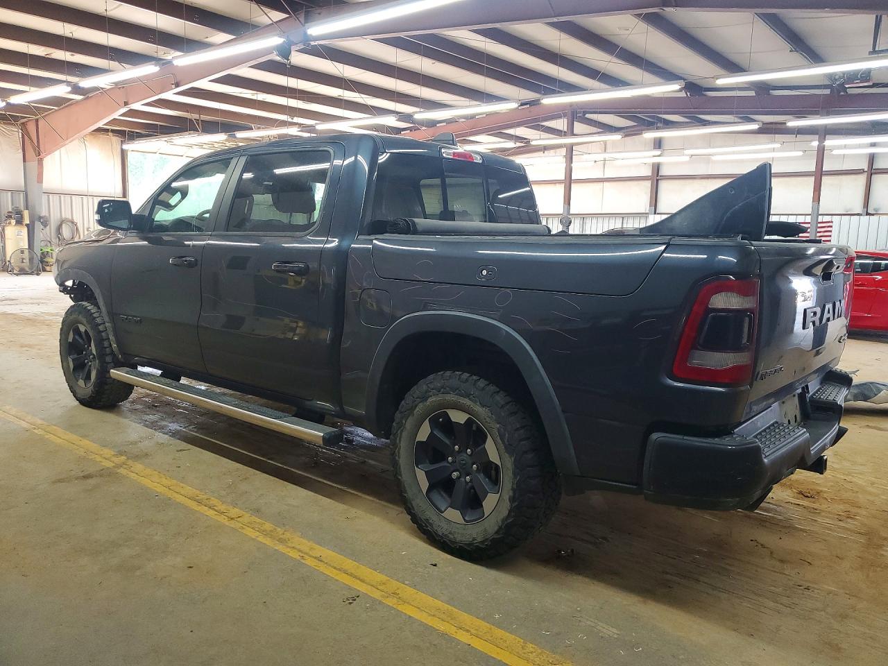 2019 RAM 1500 REBEL photo 4