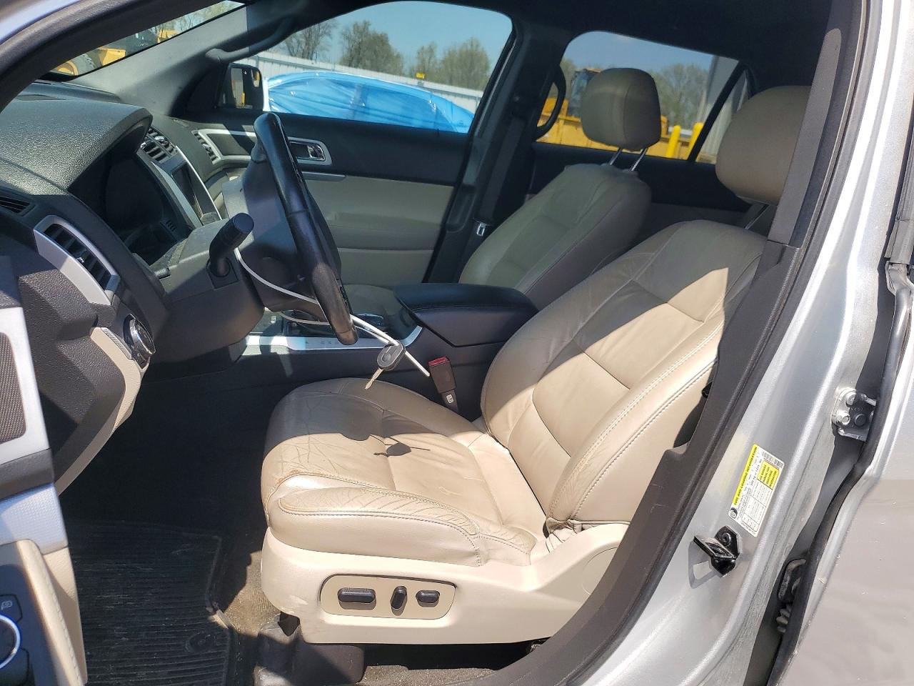 2014 FORD EXPLORER XLT photo 7