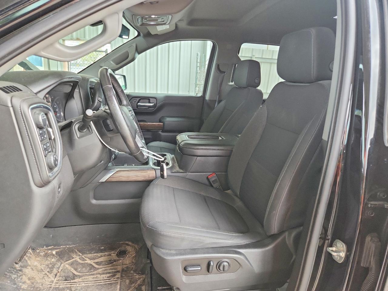 2020 CHEVROLET SILVERADO K1500 RST photo 7