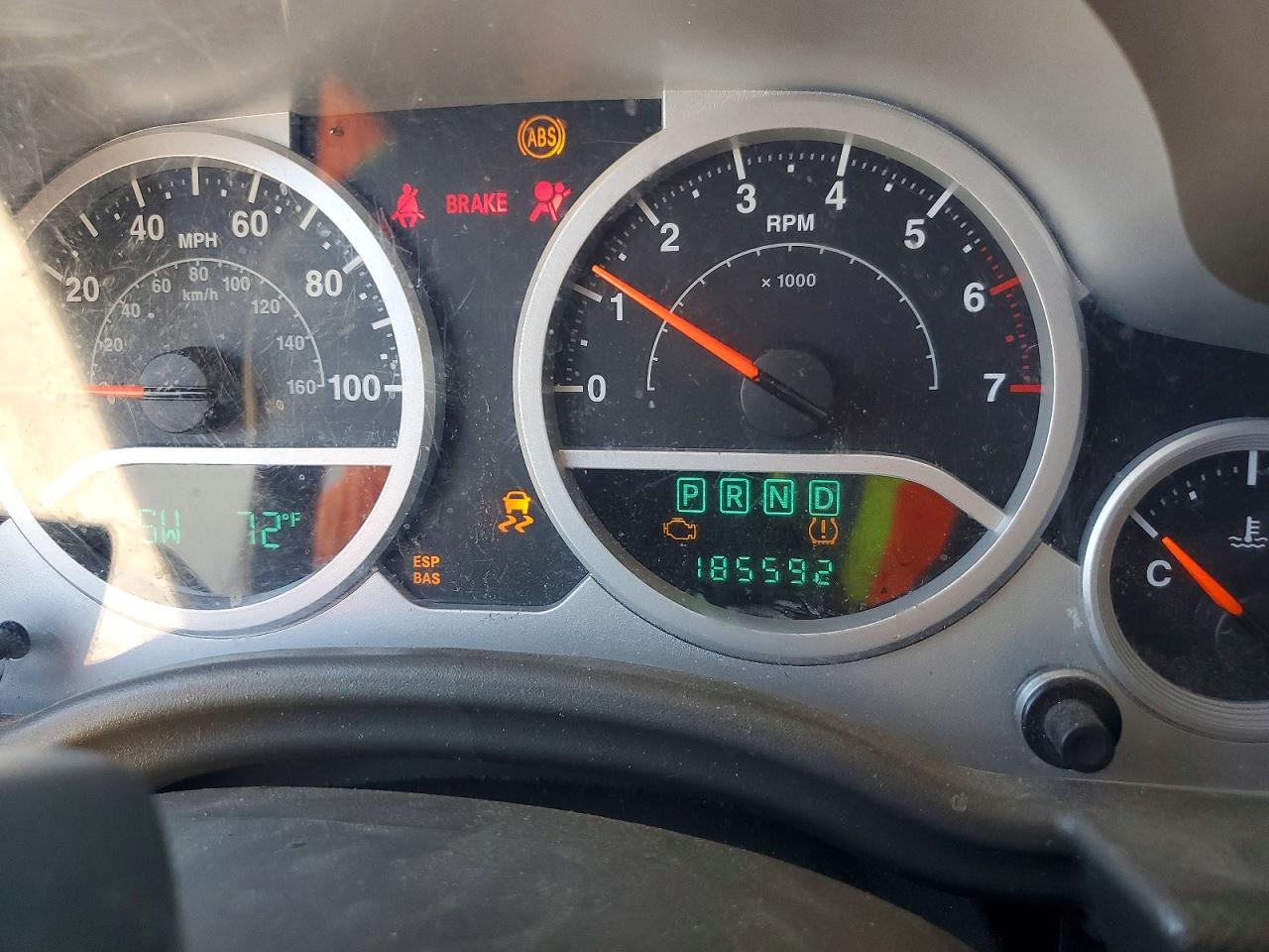 2010 JEEP WRANGLER UNLIMITED SAHARA photo 17