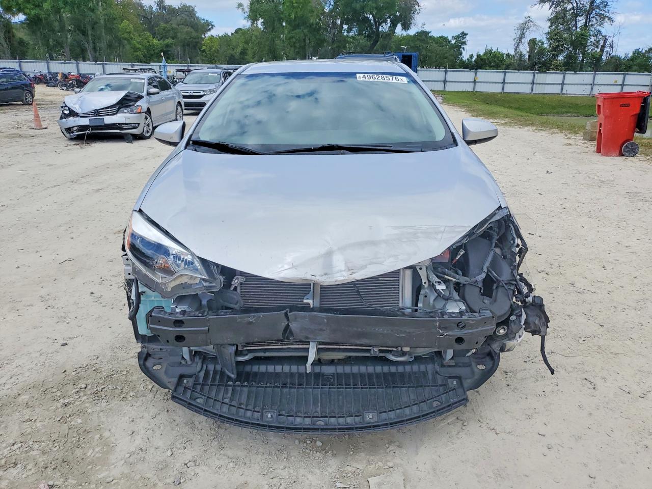 2015 TOYOTA COROLLA LE photo 9