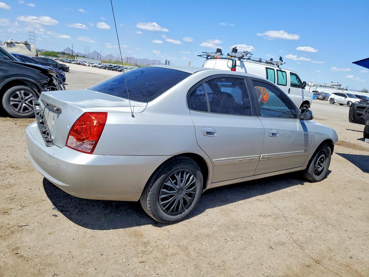 2006 HYUNDAI ELANTRA GLS photo 5