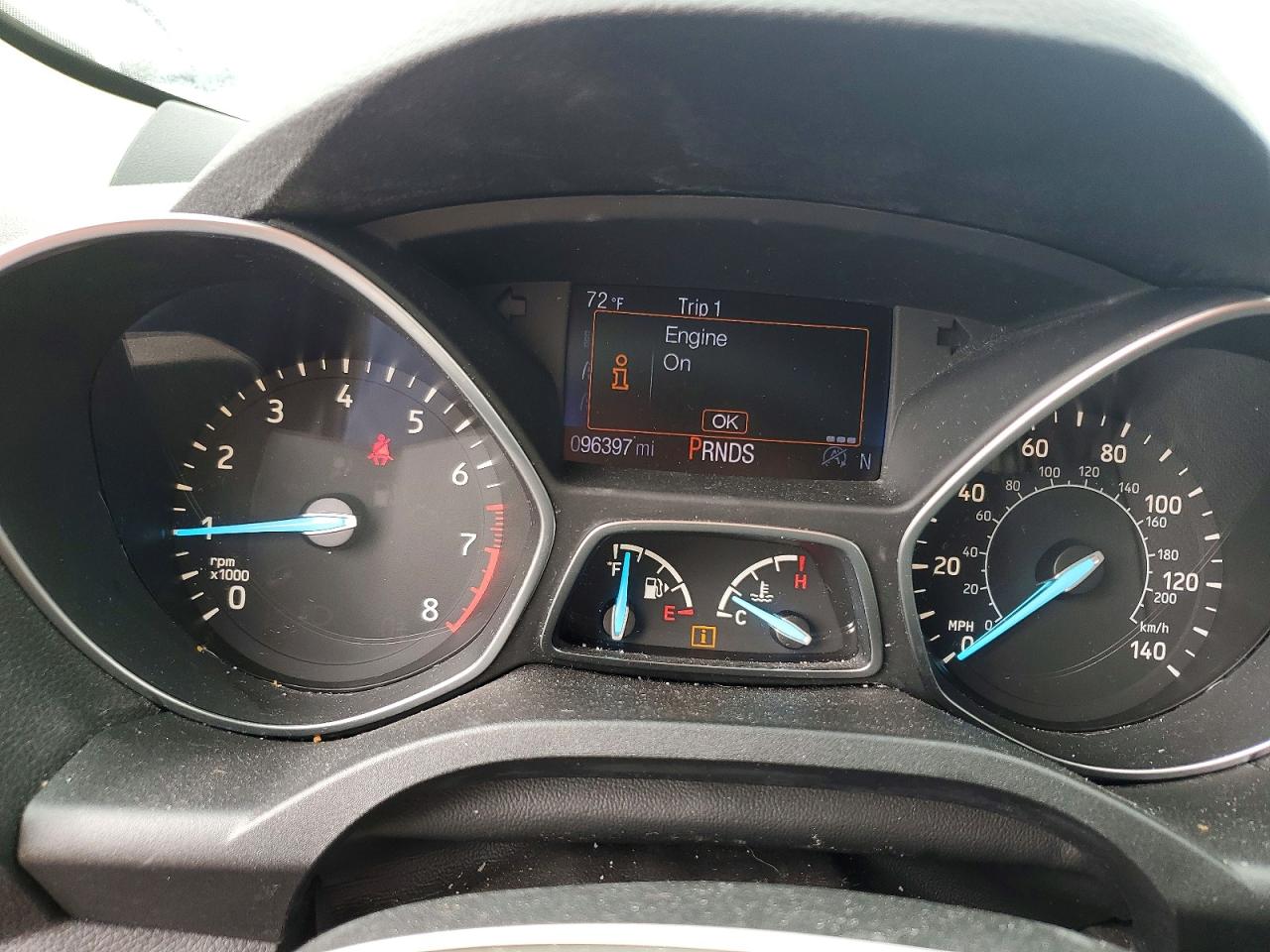 2017 FORD ESCAPE SE photo 25