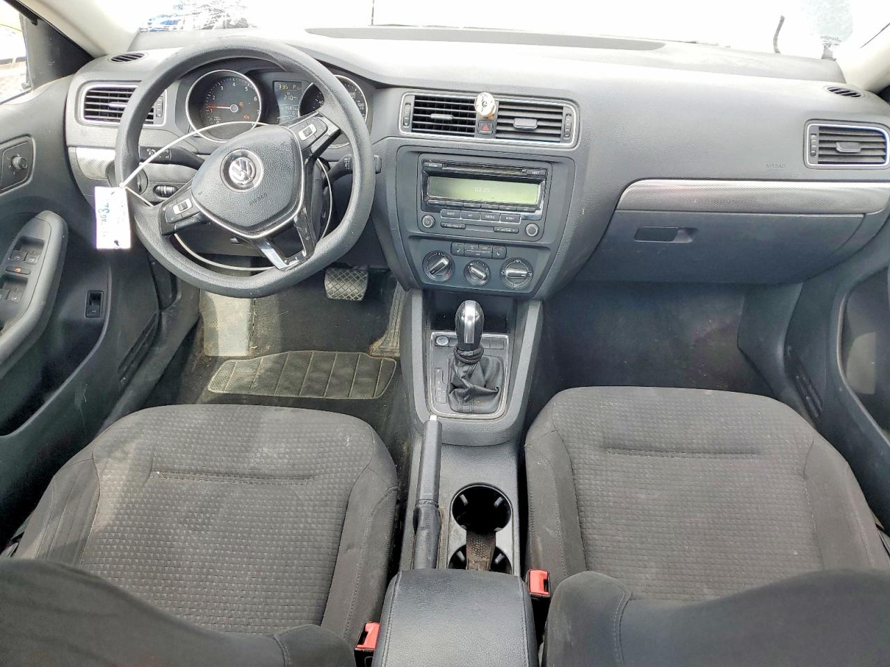 2015 VOLKSWAGEN JETTA SE photo 22