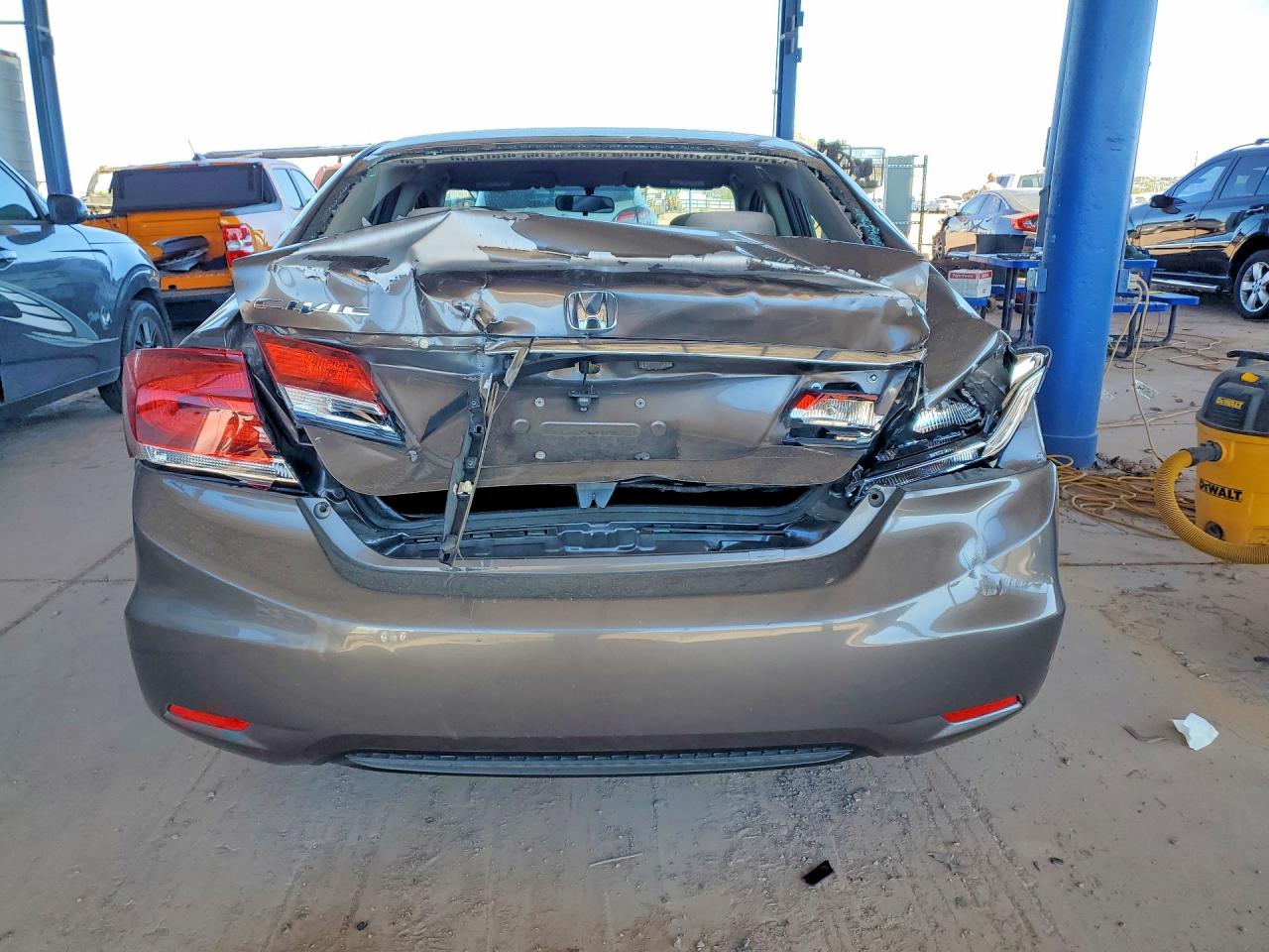 2013 HONDA CIVIC LX photo 16