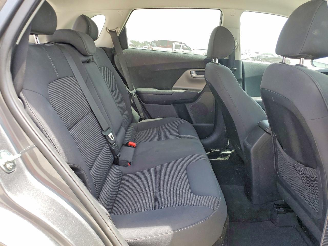 2018 KIA NIRO LX photo 19