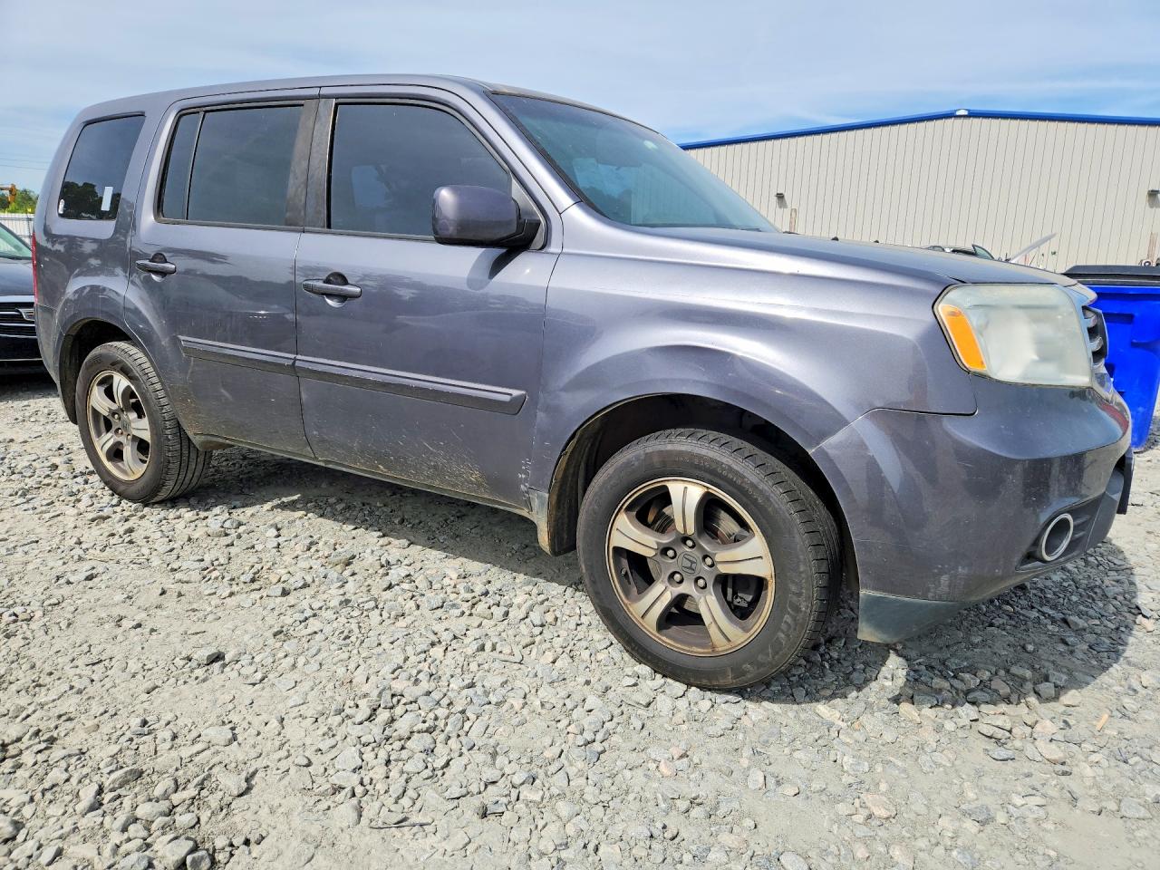2015 HONDA PILOT SE photo 10
