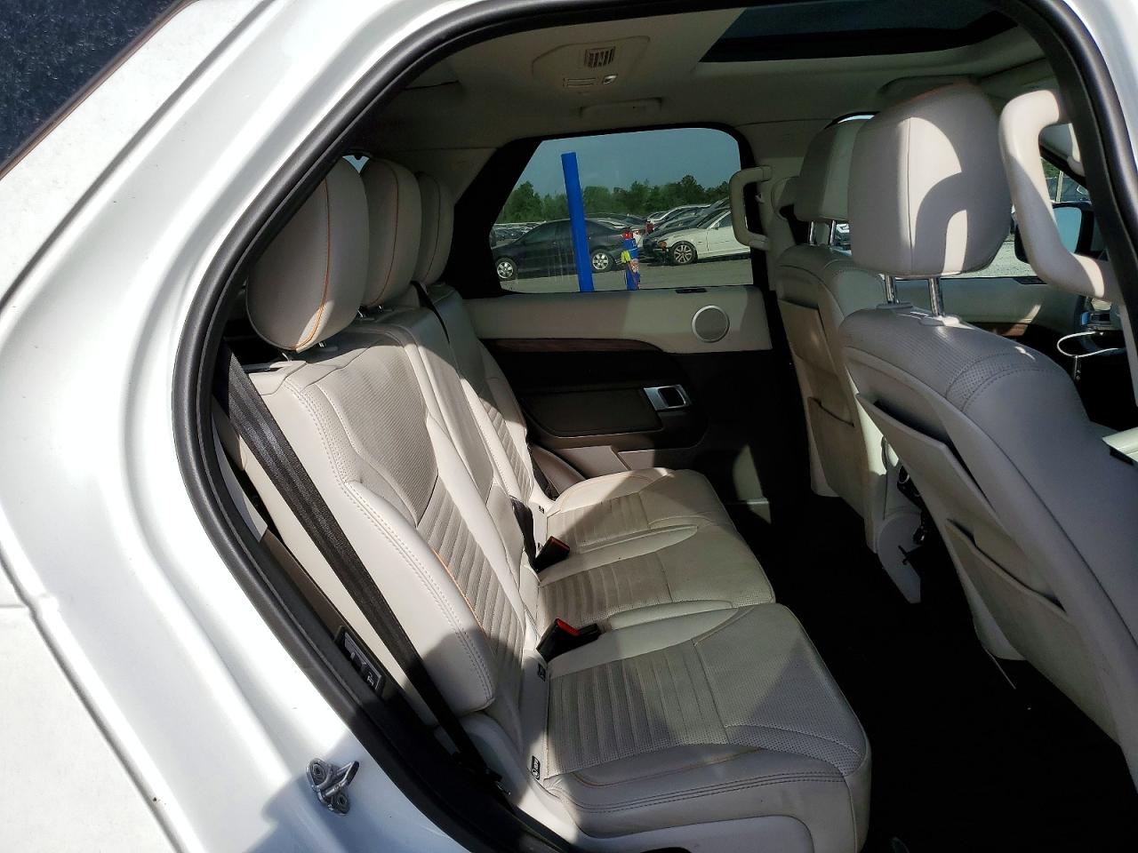 2019 LAND ROVER DISCOVERY HSE photo 21