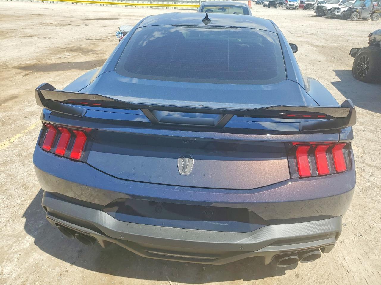 2024 FORD MUSTANG photo 11