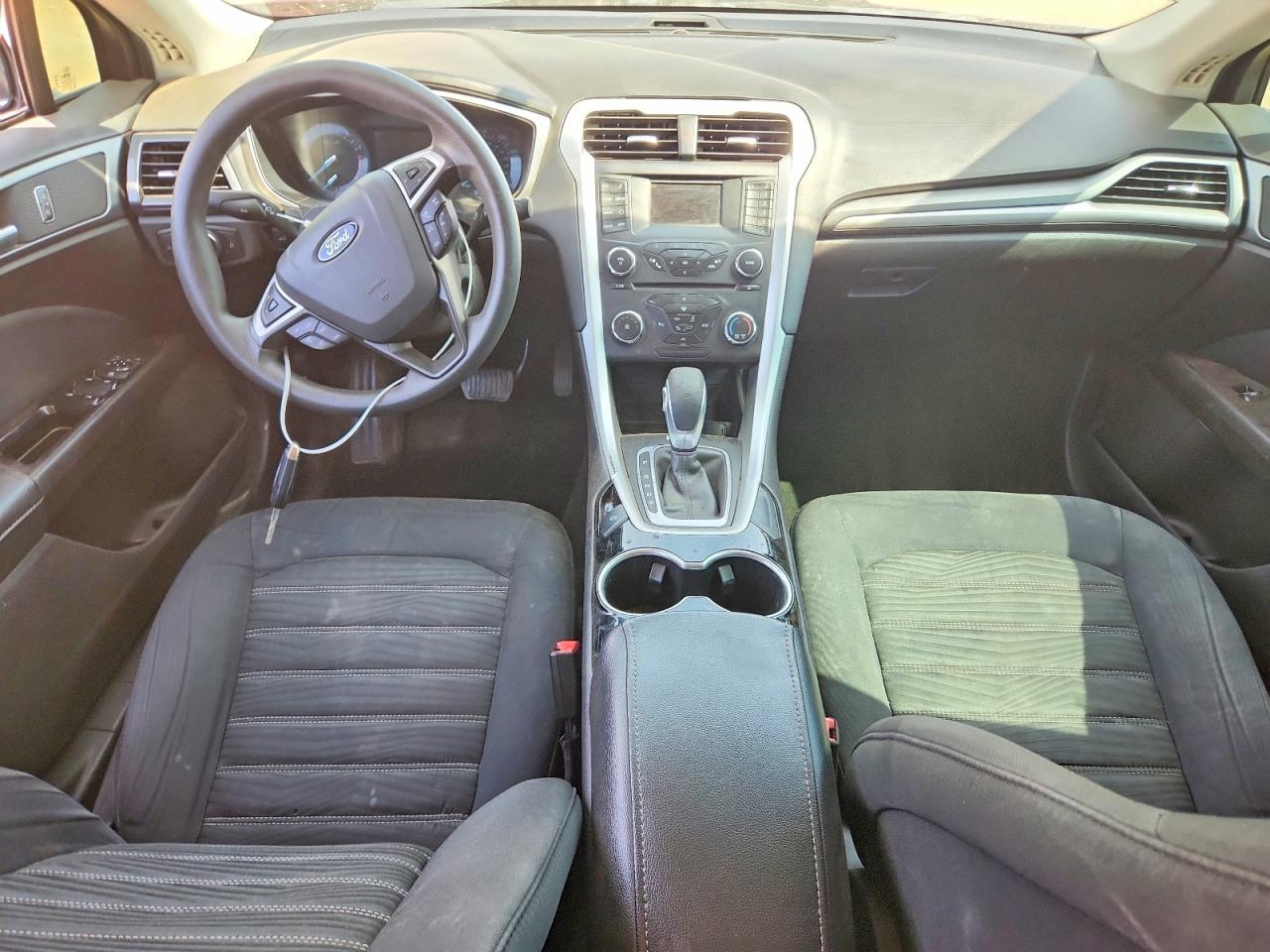 2016 FORD FUSION SE photo 15