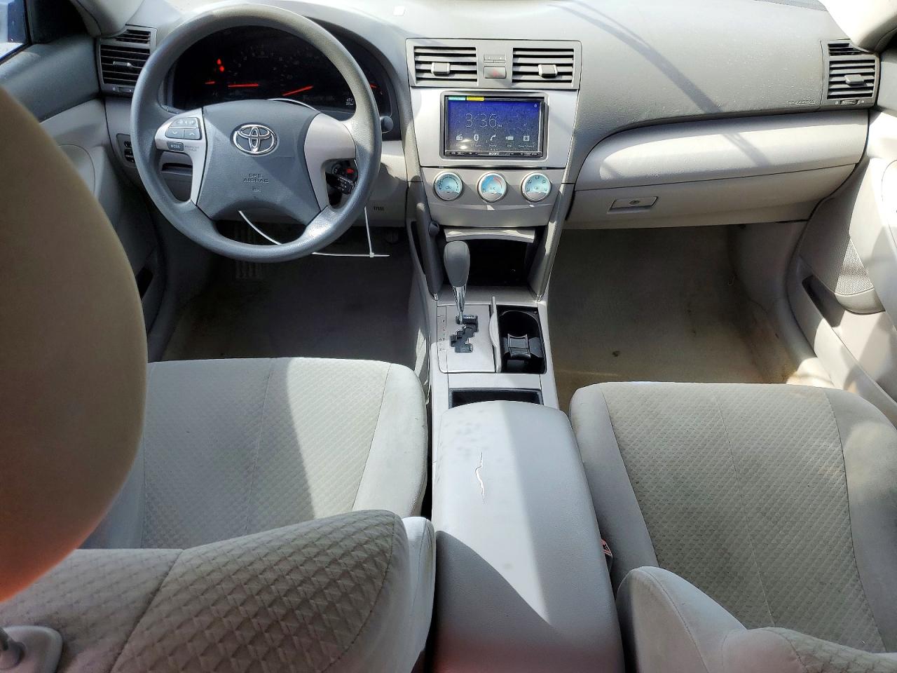 2007 TOYOTA CAMRY LE photo 8