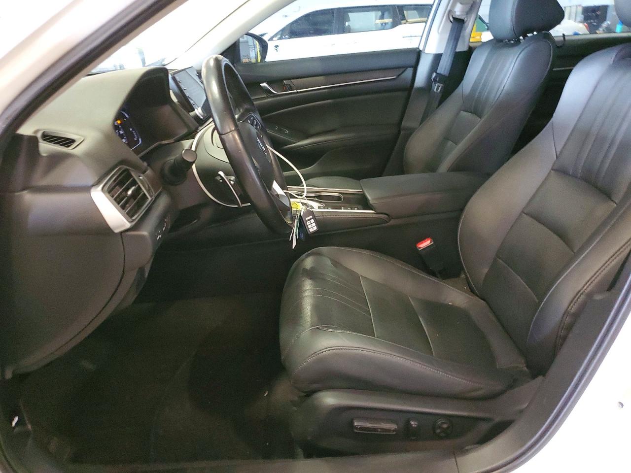 2020 HONDA ACCORD TOURING HYBRID photo 7