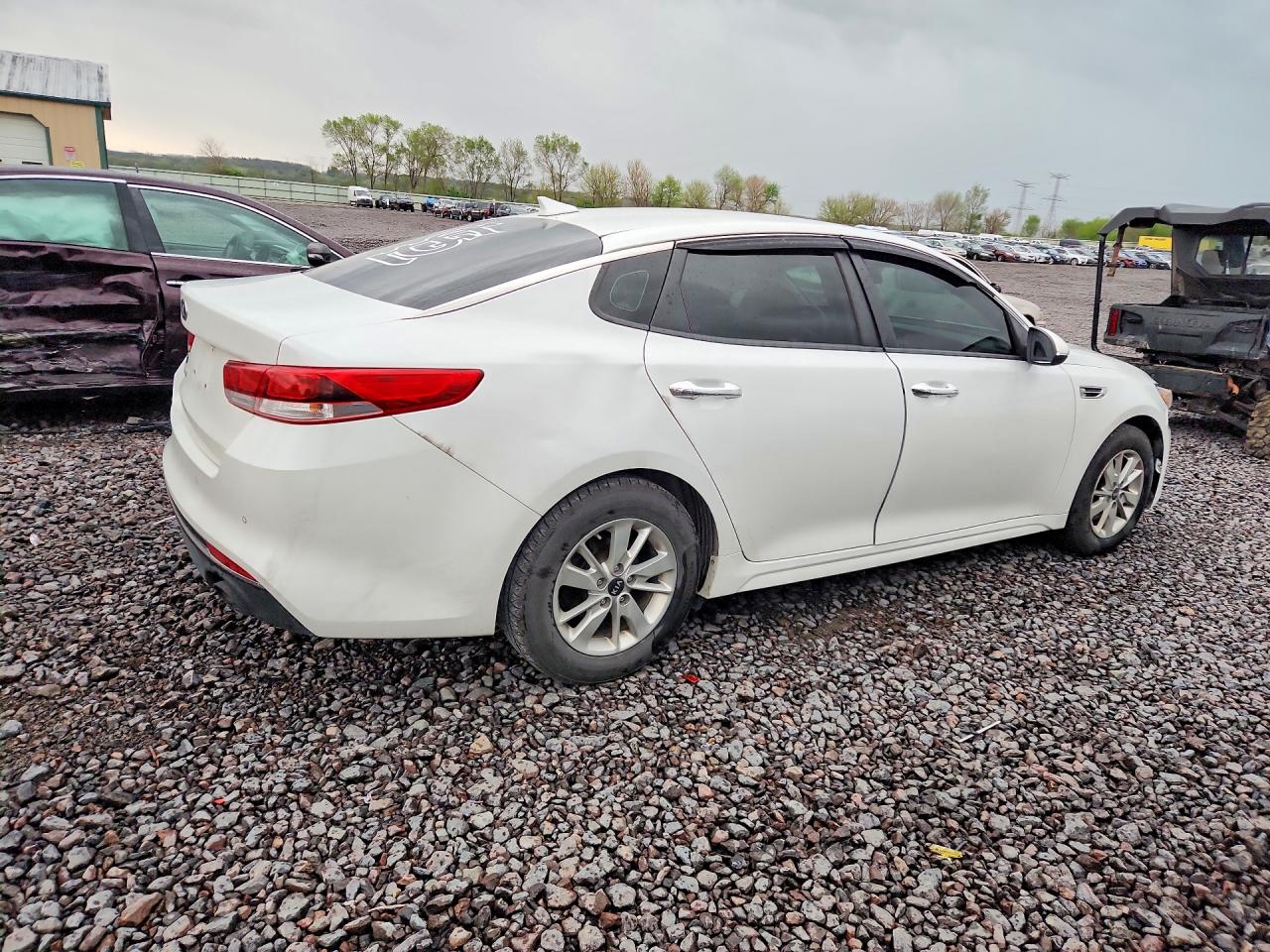 2018 KIA OPTIMA LX photo 5