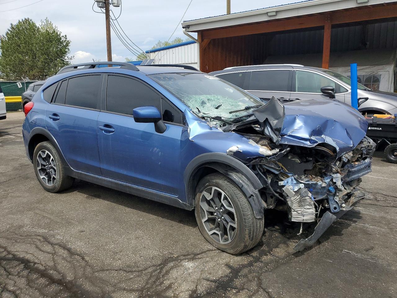 2017 SUBARU CROSSTREK PREMIUM photo 4
