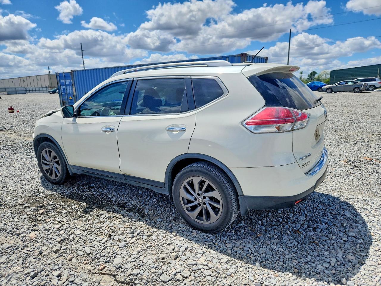 2016 NISSAN ROGUE S photo 3